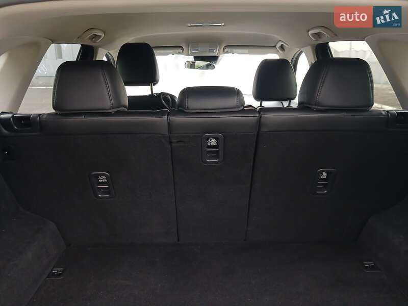 Позашляховик / Кросовер Mazda CX-5 2023 в Дніпрі