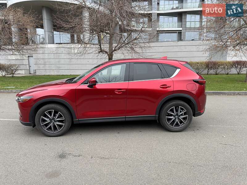 Внедорожник / Кроссовер Mazda CX-5 2017 в Киеве