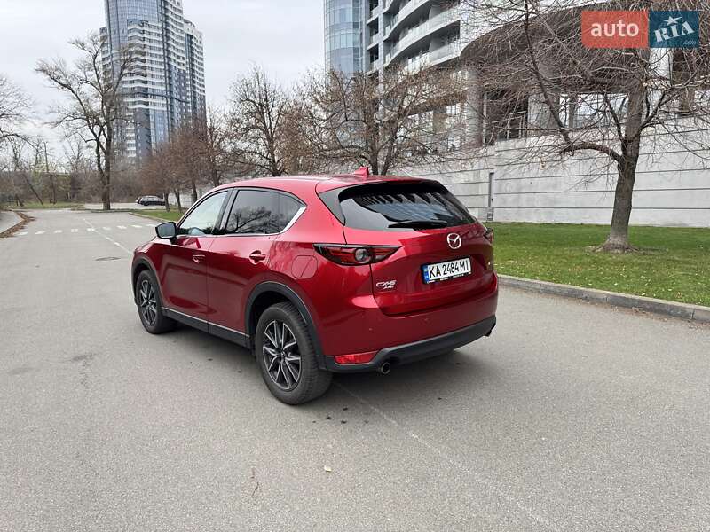 Внедорожник / Кроссовер Mazda CX-5 2017 в Киеве