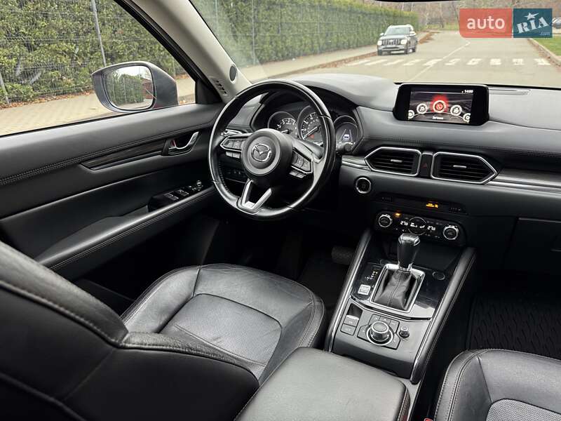 Внедорожник / Кроссовер Mazda CX-5 2017 в Киеве