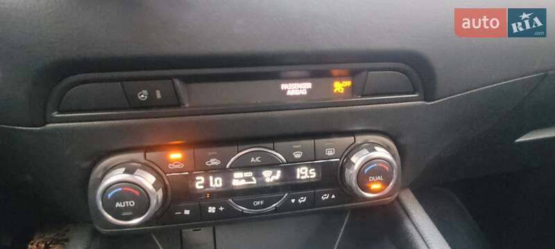 Внедорожник / Кроссовер Mazda CX-5 2017 в Киеве