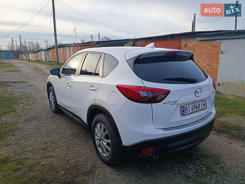 Внедорожник / Кроссовер Mazda CX-5 2015 в Гадяче