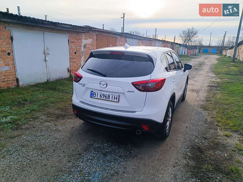 Внедорожник / Кроссовер Mazda CX-5 2015 в Гадяче