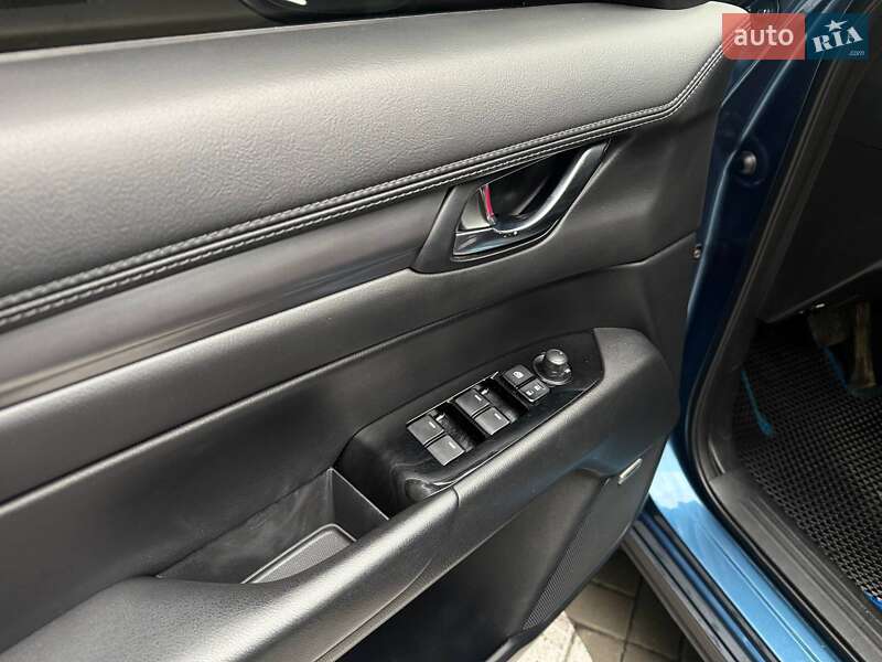 Внедорожник / Кроссовер Mazda CX-5 2018 в Киеве фото 10 Внедорожник / Кроссовер Mazda CX-5 2018 в Киеве