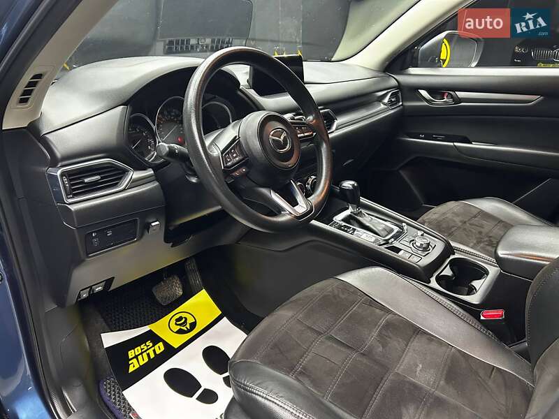 Внедорожник / Кроссовер Mazda CX-5 2017 в Черновцах