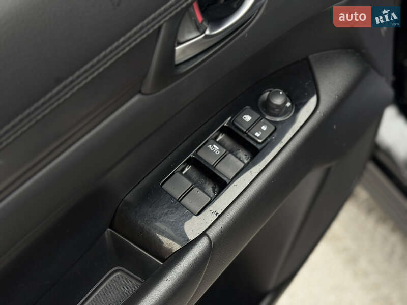 Внедорожник / Кроссовер Mazda CX-5 2017 в Чернигове