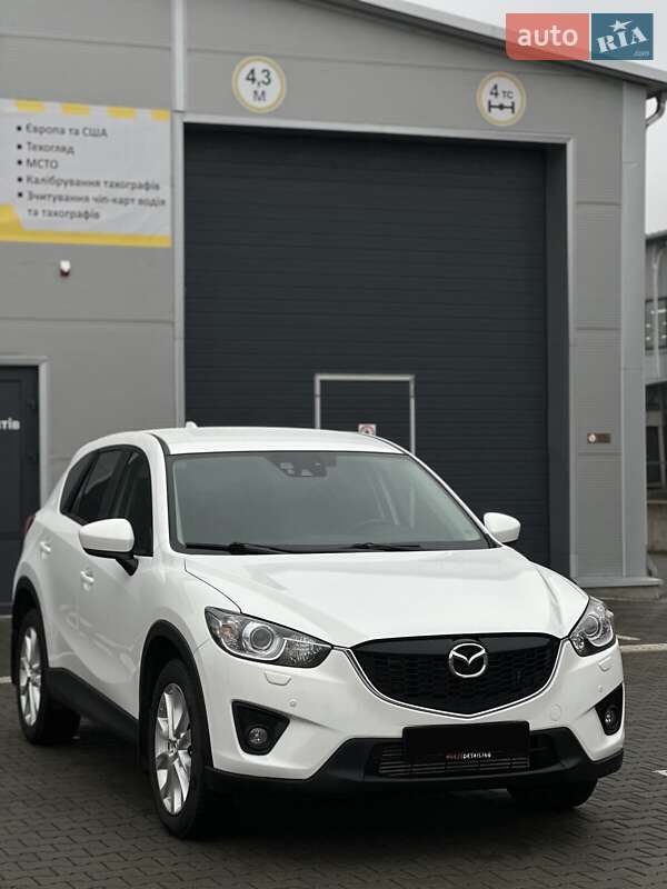 Внедорожник / Кроссовер Mazda CX-5 2014 в Нововолынске