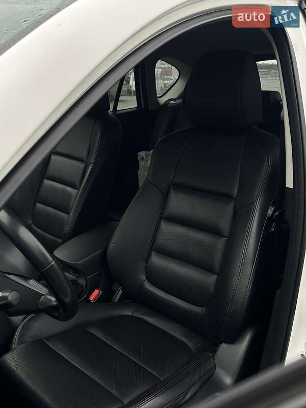 Внедорожник / Кроссовер Mazda CX-5 2014 в Нововолынске