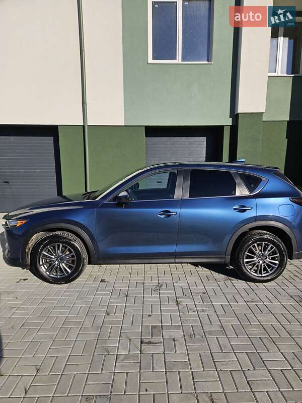 Внедорожник / Кроссовер Mazda CX-5 2017 в Черновцах