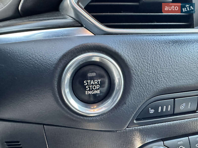 Внедорожник / Кроссовер Mazda CX-5 2018 в Дубно