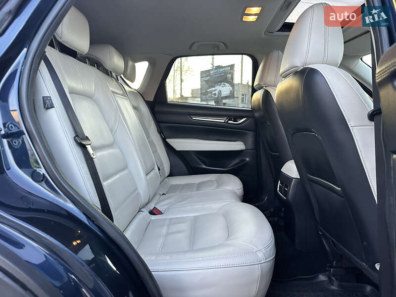 Внедорожник / Кроссовер Mazda CX-5 2018 в Дубно