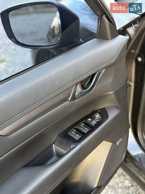 Внедорожник / Кроссовер Mazda CX-5 2019 в Самборе