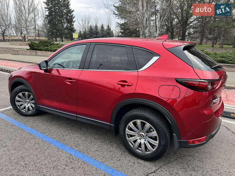 Внедорожник / Кроссовер Mazda CX-5 2017 в Николаеве