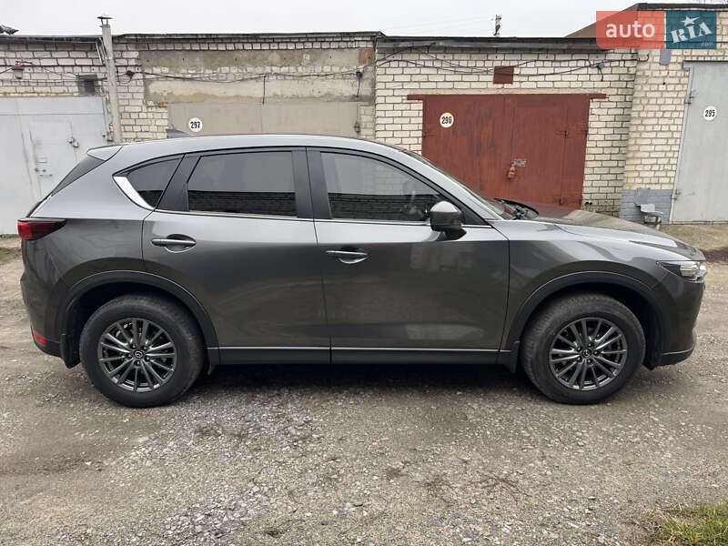 Внедорожник / Кроссовер Mazda CX-5 2017 в Черкассах