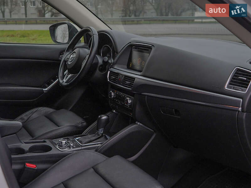 Внедорожник / Кроссовер Mazda CX-5 2017 в Днепре