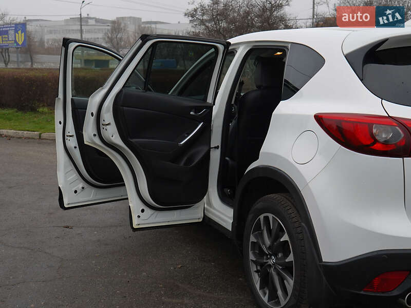 Внедорожник / Кроссовер Mazda CX-5 2017 в Днепре
