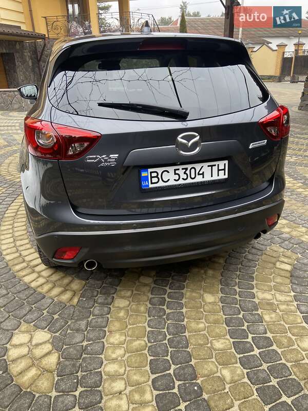 Внедорожник / Кроссовер Mazda CX-5 2016 в Новояворовске