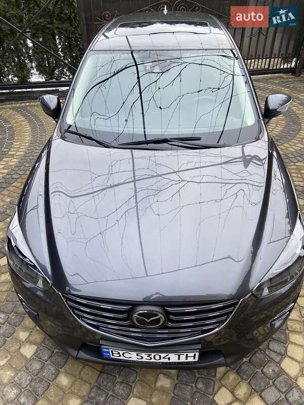 Внедорожник / Кроссовер Mazda CX-5 2016 в Новояворовске