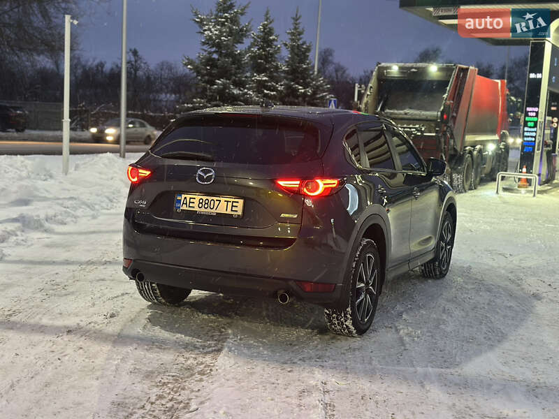 Позашляховик / Кросовер Mazda CX-5 2018 в Дніпрі фото 3 Позашляховик / Кросовер Mazda CX-5 2018 в Дніпрі