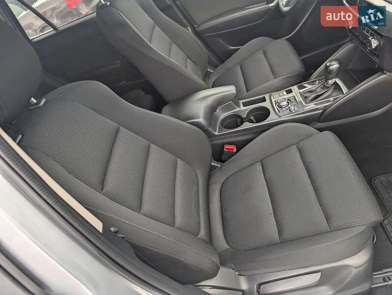 Позашляховик / Кросовер Mazda CX-5 2016 в Рівному