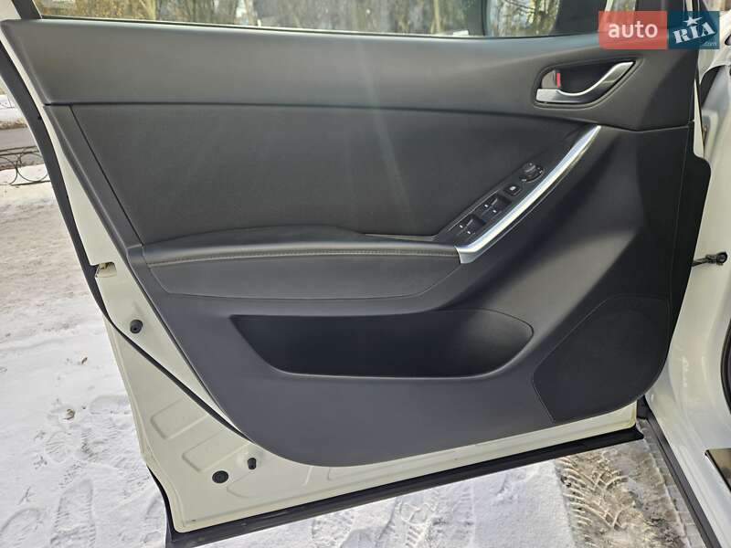 Позашляховик / Кросовер Mazda CX-5 2017 в Києві фото 19 Позашляховик / Кросовер Mazda CX-5 2017 в Києві