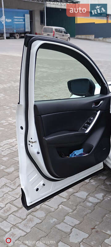 Внедорожник / Кроссовер Mazda CX-5 2016 в Тернополе