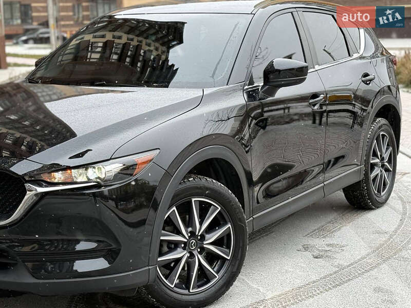 Внедорожник / Кроссовер Mazda CX-5 2017 в Киеве