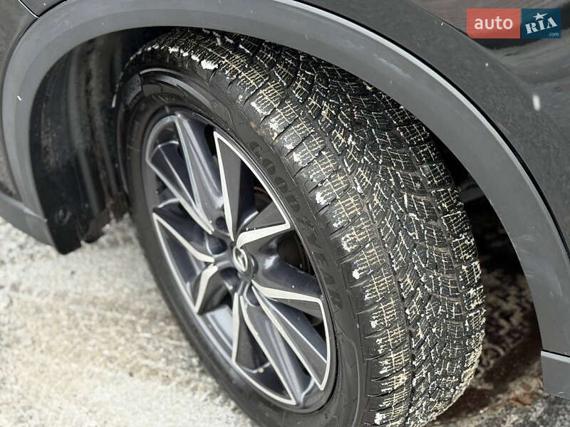 Внедорожник / Кроссовер Mazda CX-5 2017 в Киеве