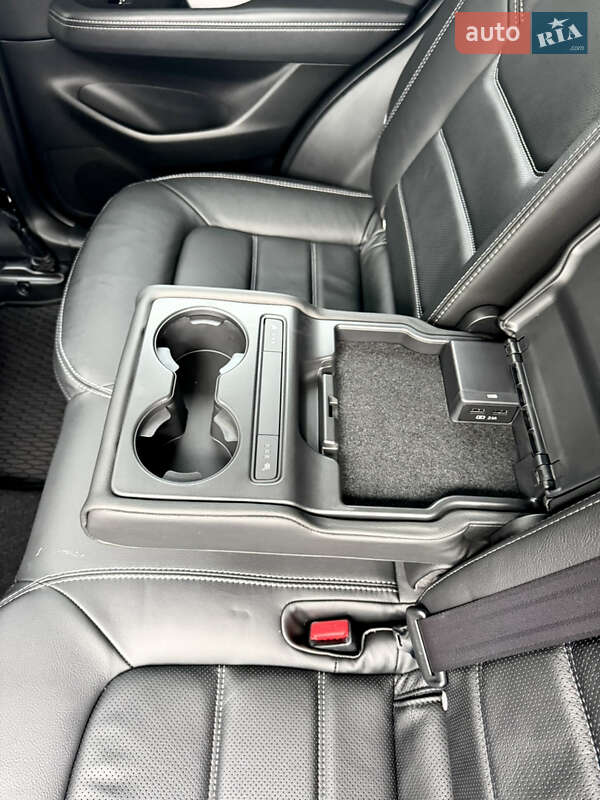 Внедорожник / Кроссовер Mazda CX-5 2025 в Киеве