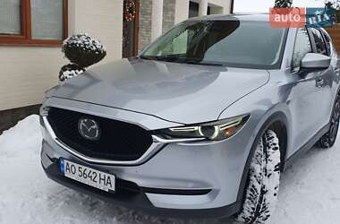 Позашляховик / Кросовер Mazda CX-5 2017 в Мукачевому