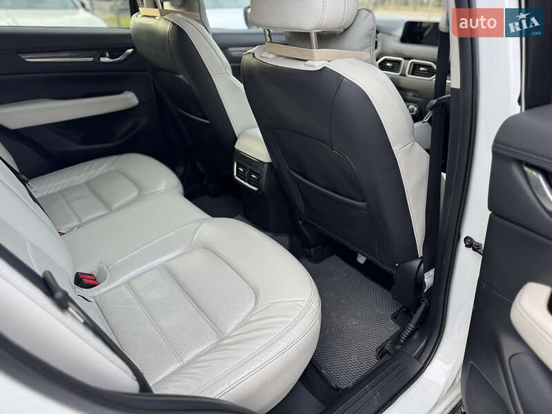 Внедорожник / Кроссовер Mazda CX-5 2017 в Львове