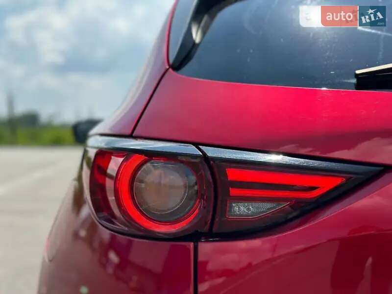 Позашляховик / Кросовер Mazda CX-5 2017 в Млиніві