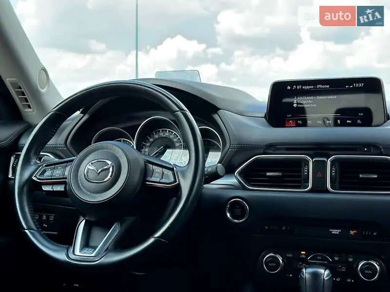 Позашляховик / Кросовер Mazda CX-5 2017 в Млиніві