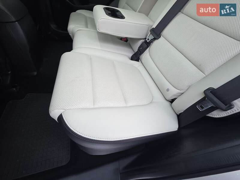 Внедорожник / Кроссовер Mazda CX-5 2017 в Ивано-Франковске