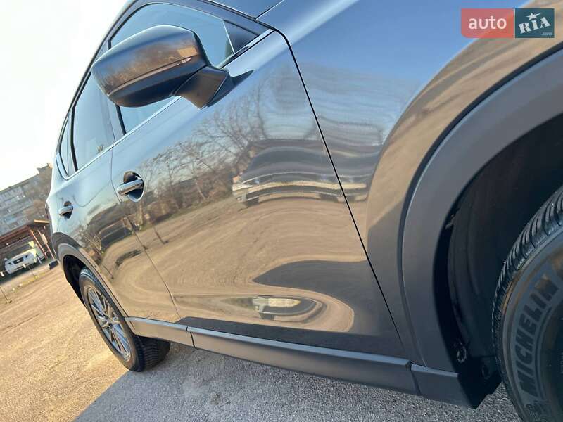 Внедорожник / Кроссовер Mazda CX-5 2017 в Запорожье