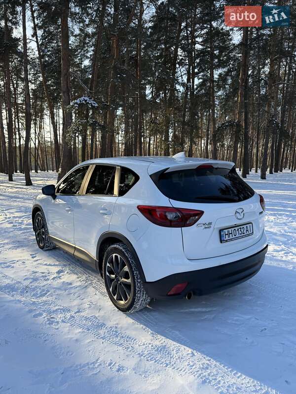 Внедорожник / Кроссовер Mazda CX-5 2015 в Сумах