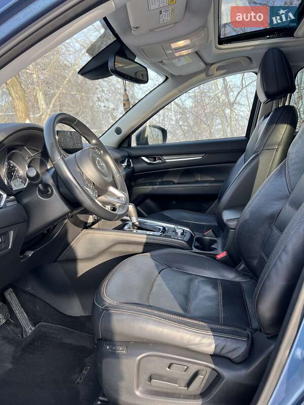 Внедорожник / Кроссовер Mazda CX-5 2017 в Киеве