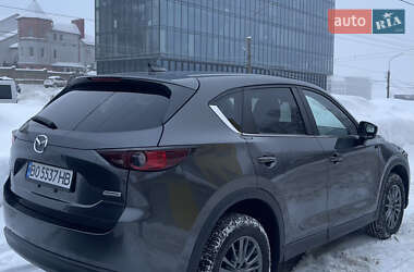 Внедорожник / Кроссовер Mazda CX-5 2017 в Тернополе