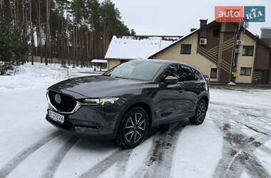 Внедорожник / Кроссовер Mazda CX-5 2017 в Новояворовске