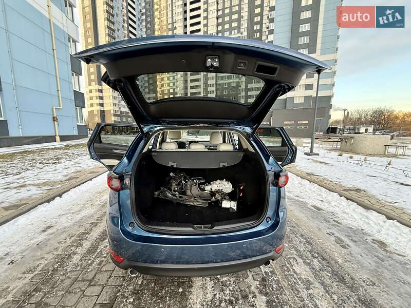 Внедорожник / Кроссовер Mazda CX-5 2017 в Одессе