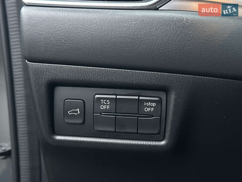 Внедорожник / Кроссовер Mazda CX-5 2018 в Киеве