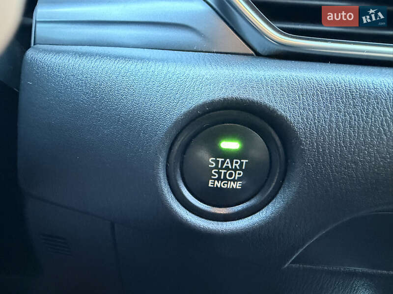 Внедорожник / Кроссовер Mazda CX-5 2018 в Киеве