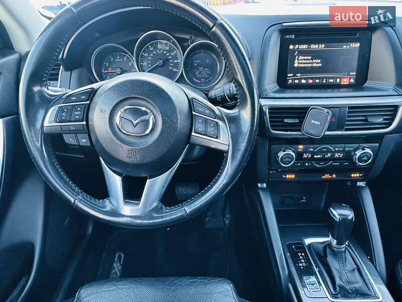 Позашляховик / Кросовер Mazda CX-5 2015 в Києві