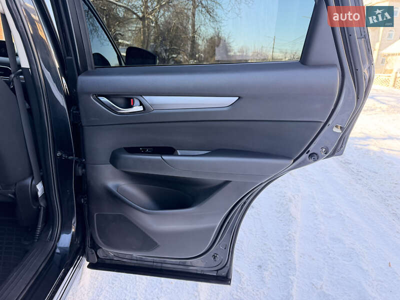 Внедорожник / Кроссовер Mazda CX-5 2018 в Киеве