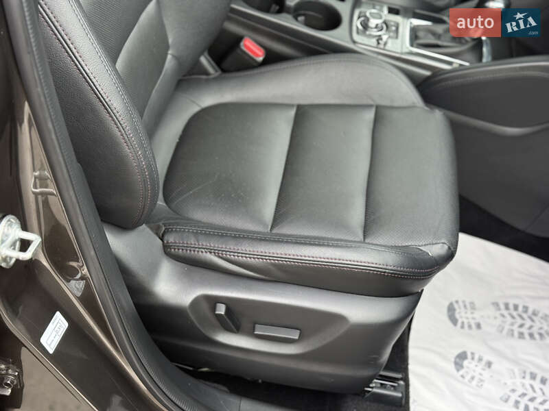 Внедорожник / Кроссовер Mazda CX-5 2016 в Стрые