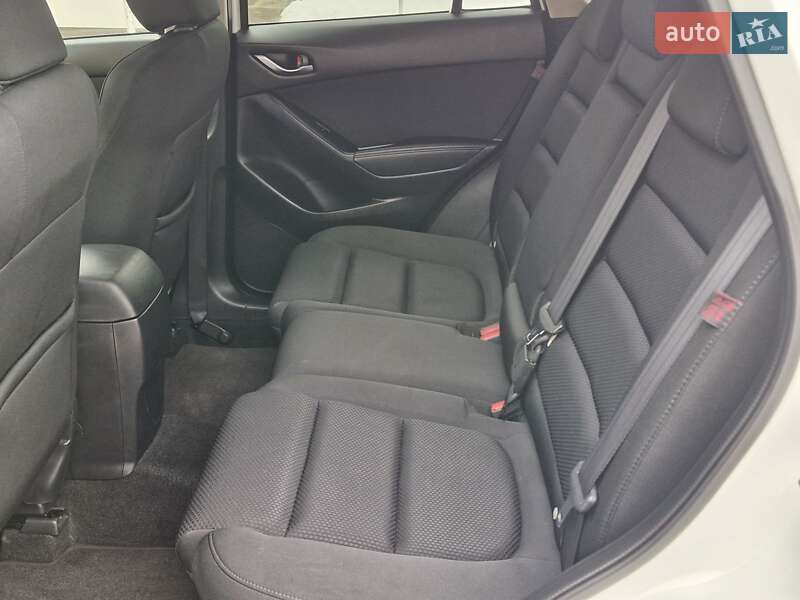 Внедорожник / Кроссовер Mazda CX-5 2015 в Ровно фото 12 Внедорожник / Кроссовер Mazda CX-5 2015 в Ровно