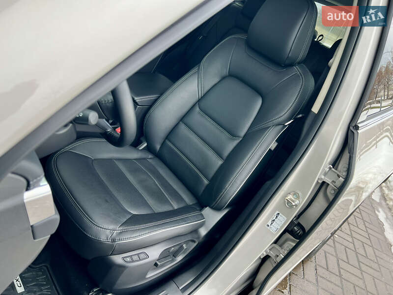 Внедорожник / Кроссовер Mazda CX-5 2025 в Киеве