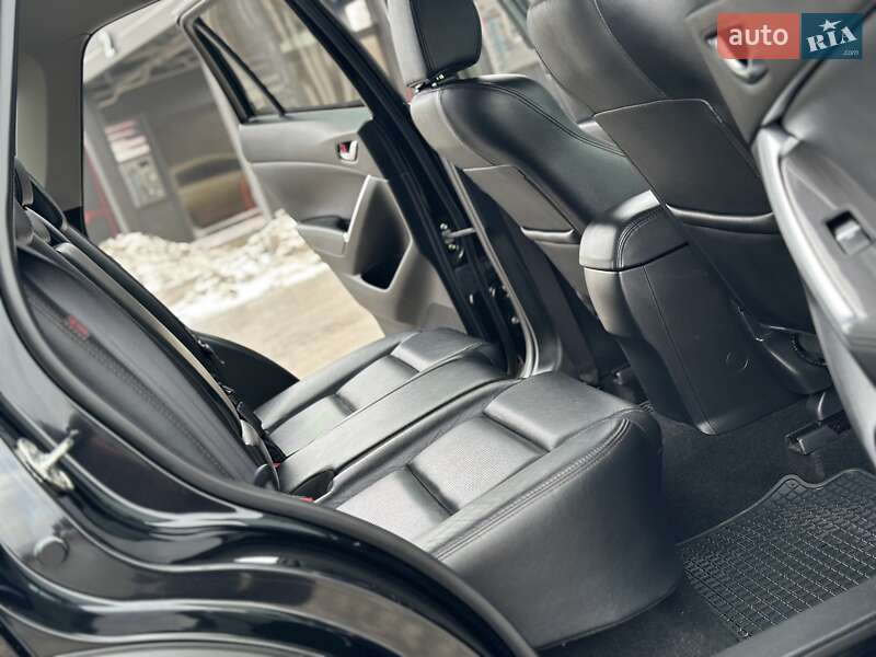 Внедорожник / Кроссовер Mazda CX-5 2015 в Дрогобыче