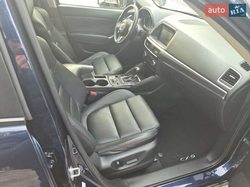 Позашляховик / Кросовер Mazda CX-5 2015 в Києві