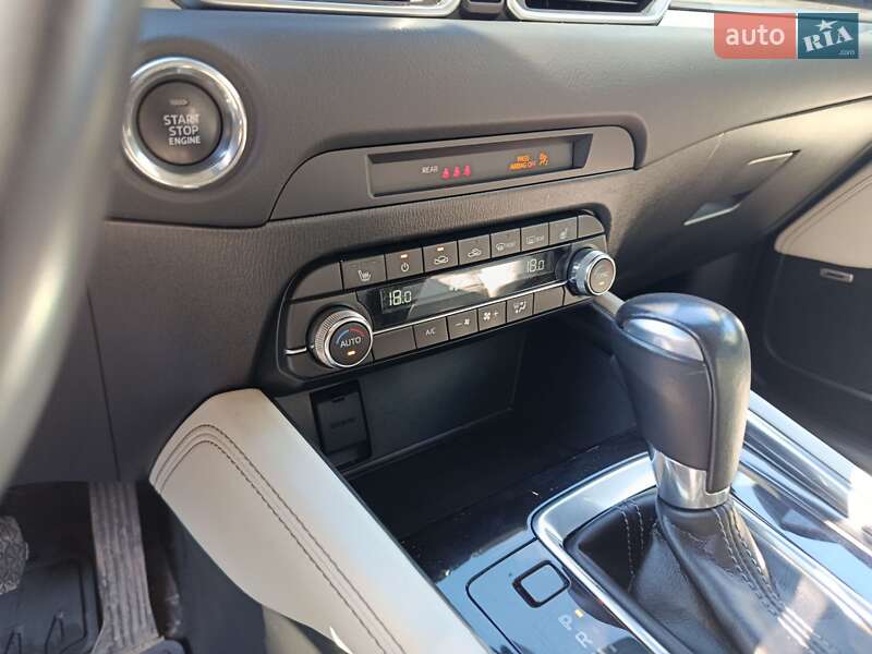 Внедорожник / Кроссовер Mazda CX-5 2019 в Городке